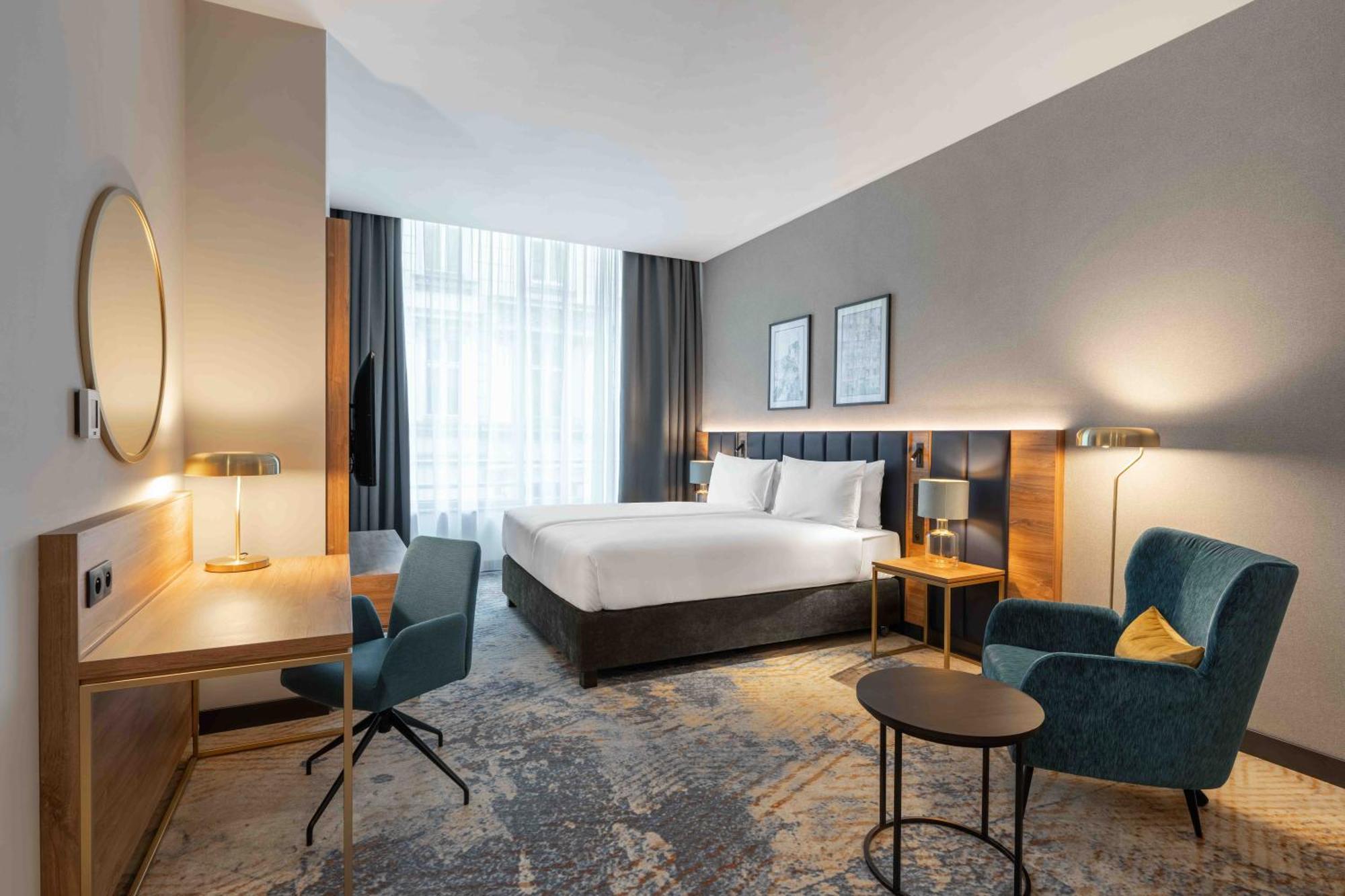 Hotel Wyndham Old Town 4*