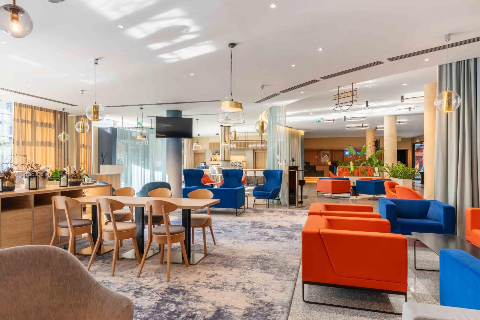 Wyndham Old Town Hotel 4*