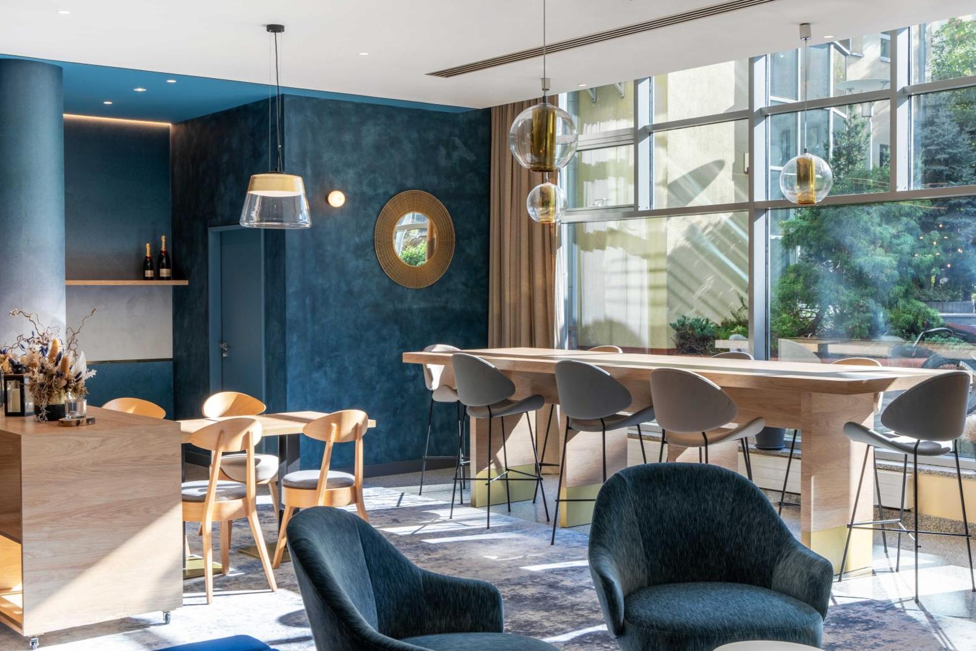 Hotel Wyndham Old Town 4*