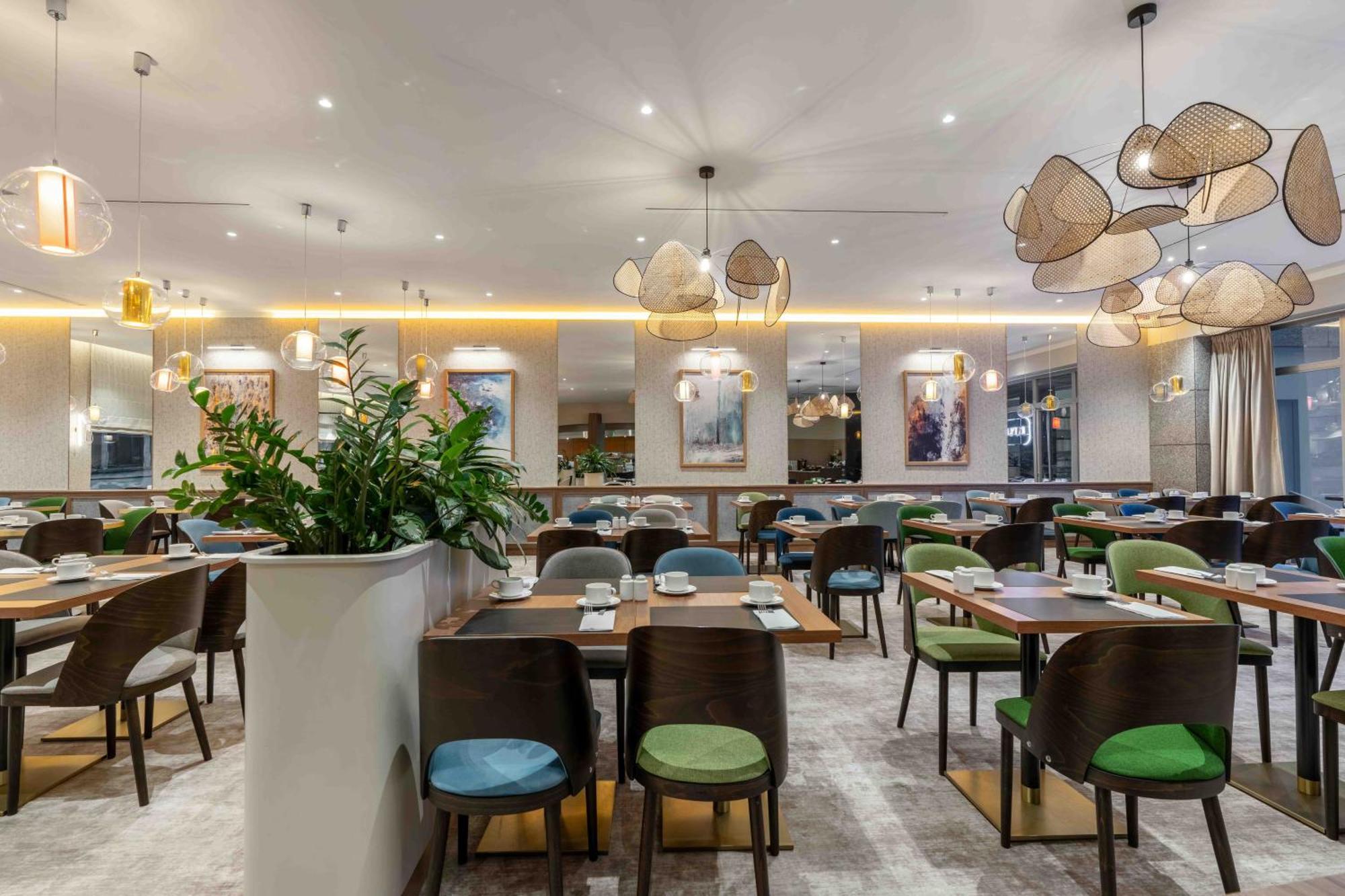 Wyndham Old Town Hotel