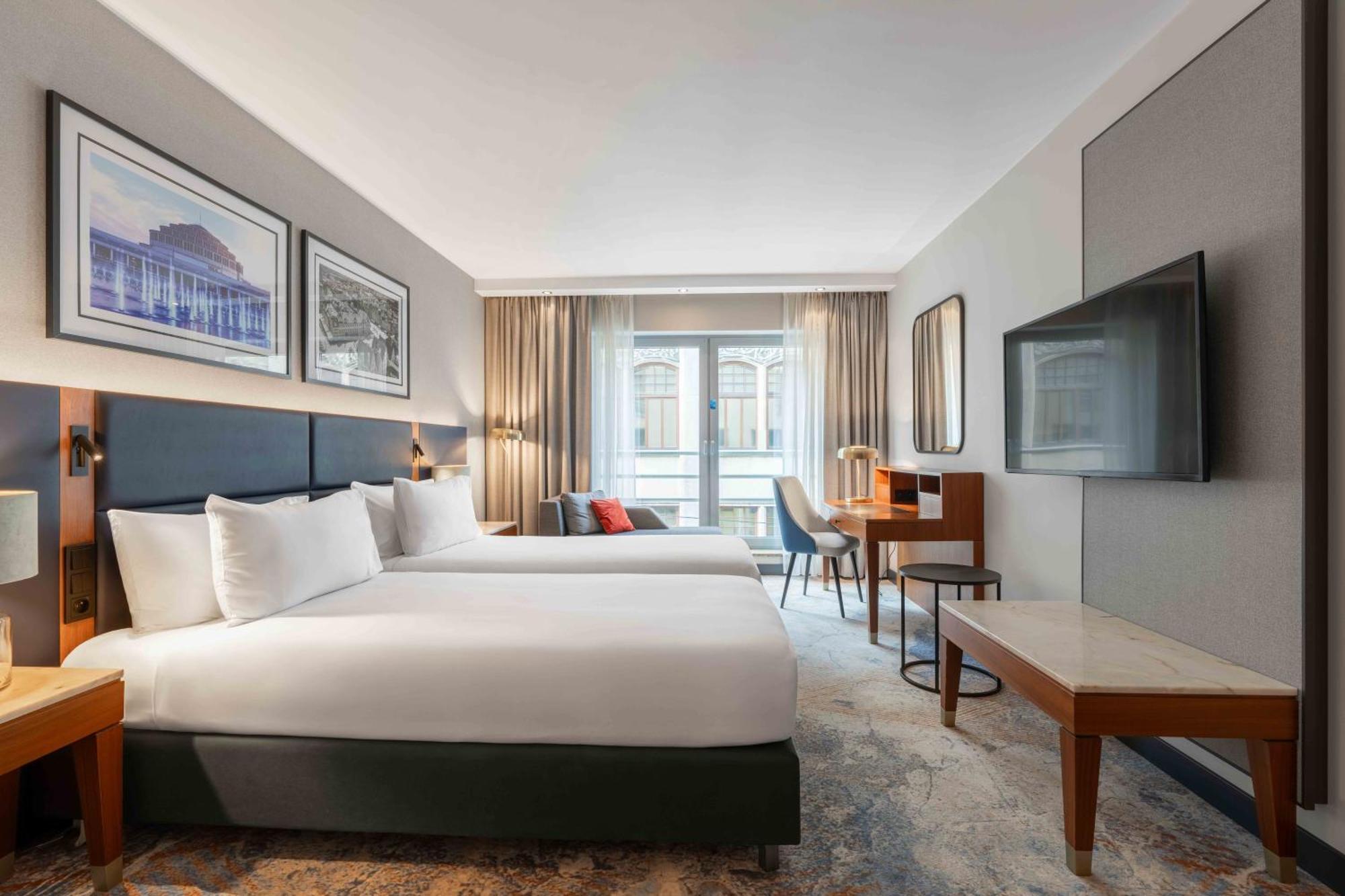 Wyndham Old Town Hotel 4*